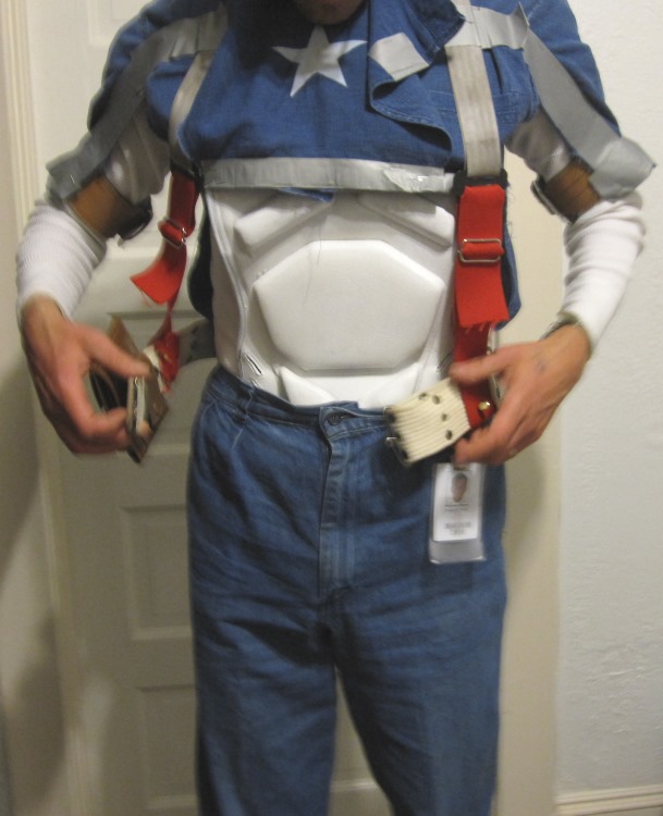 I think this is what MPs wear. Or maybe in the Navy?